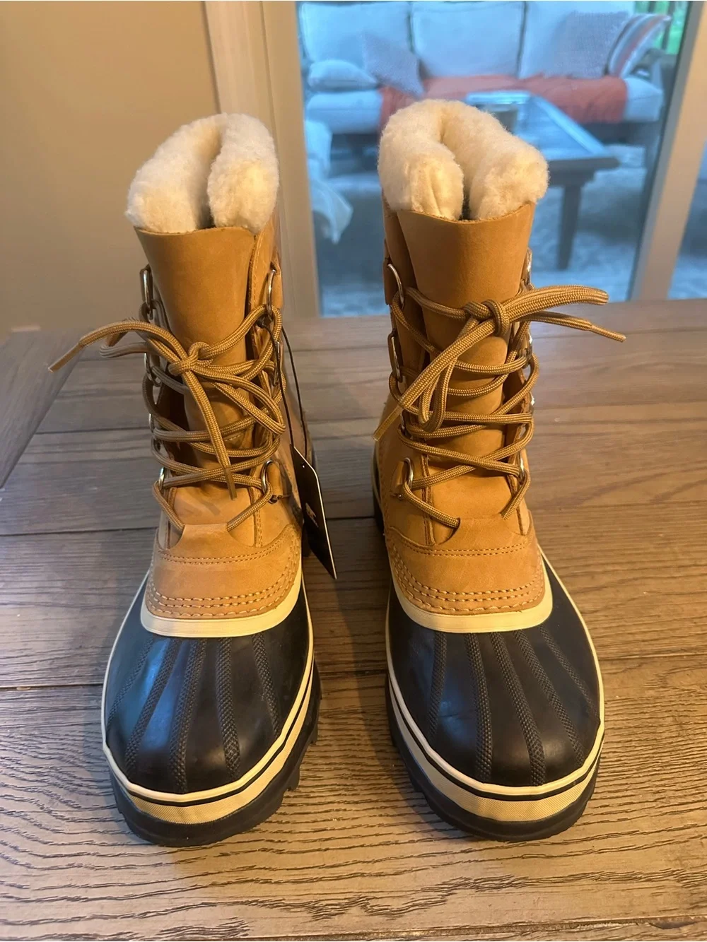 Sorel Tan Waterproof Lace-Up Faux-Fur  Boots New with tag